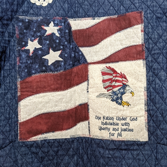 Vintage Quilted Jacket American Flag - Picture 4 of 5